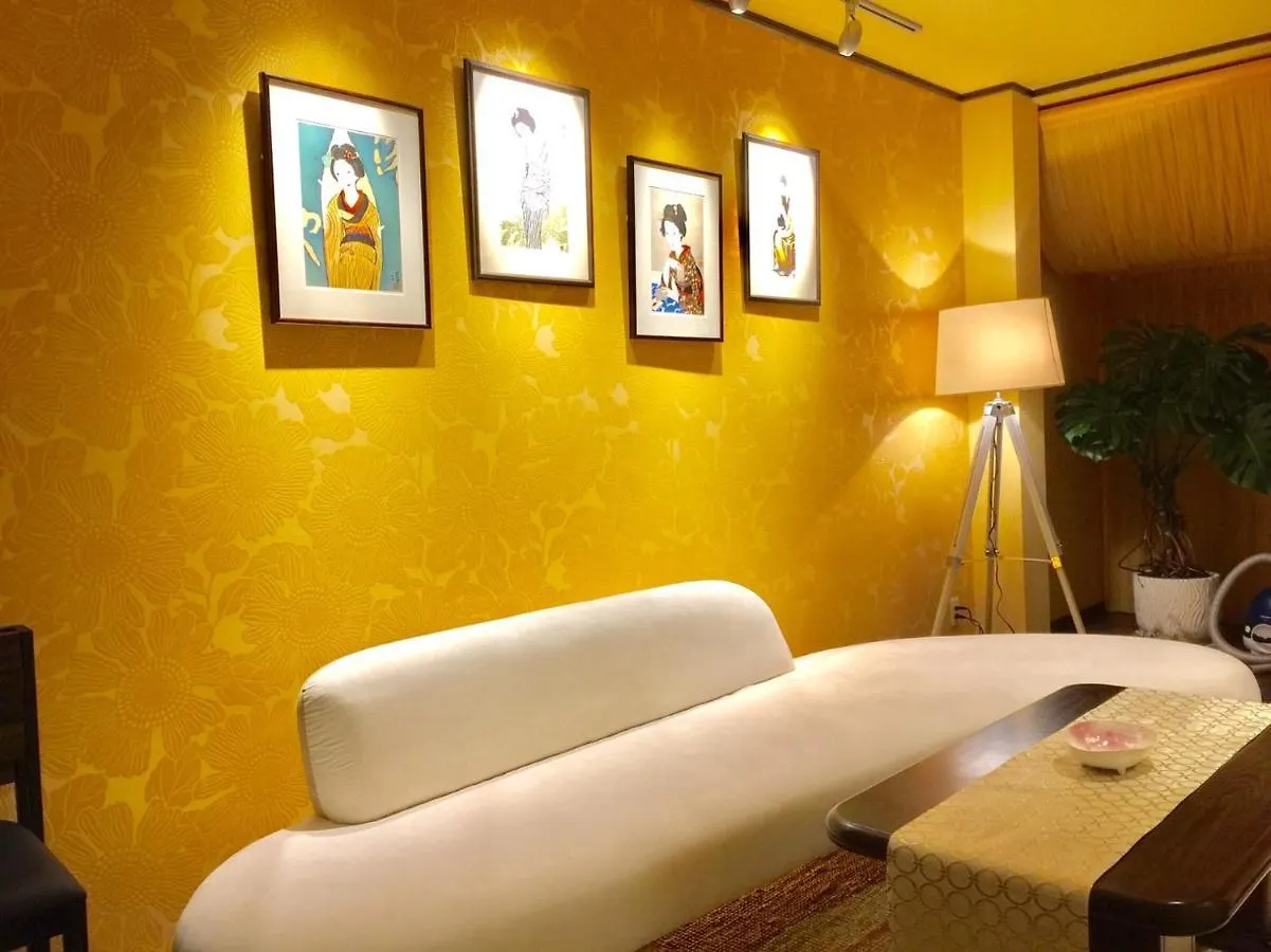 Yumeji Guest House Osaka